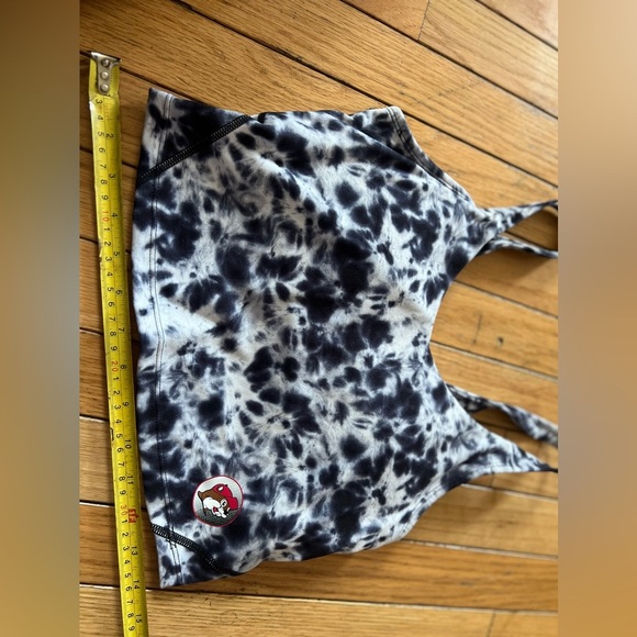 buc ees Sports Bra Tank Top Women’s Size Small Black White Tie Dye Logo - Picture 4 of 7